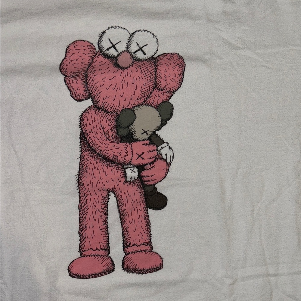 KAWS x Uniqlo UT Pink BFF Hugging Companion T-Shirt White XXL - Picture 2 of 7